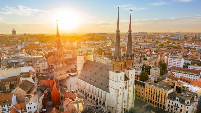 © Stadtmarketing Halle (Saale) GmbH Ansicht der fünf Türme in Halle (Saale)